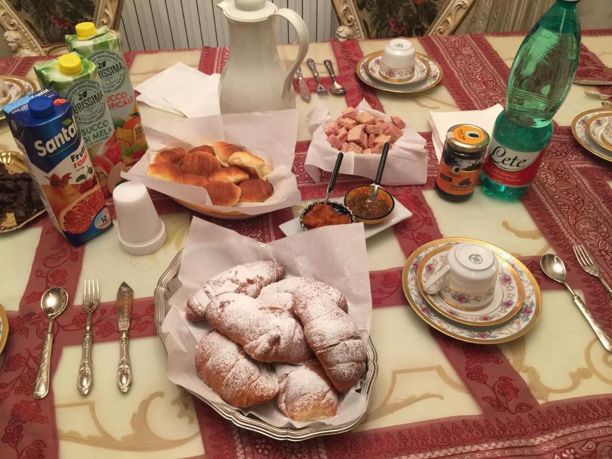 مبيت وإفطار نابولي Colazione Da Lolly المظهر الخارجي الصورة